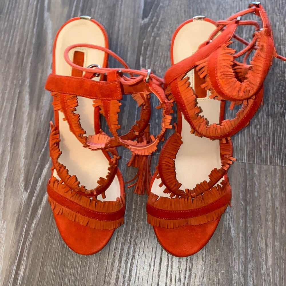 Guess heels